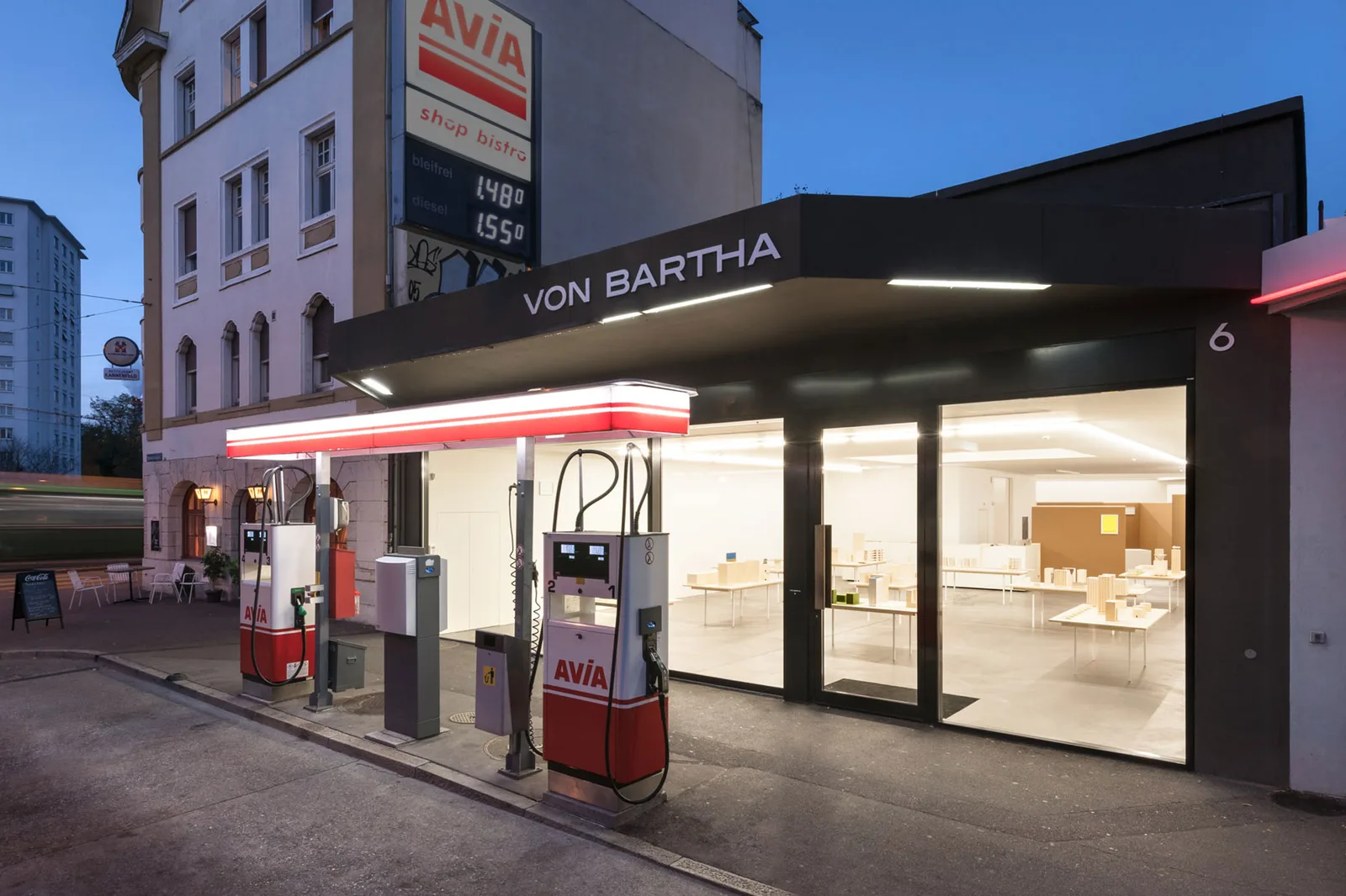 VON BARTHA