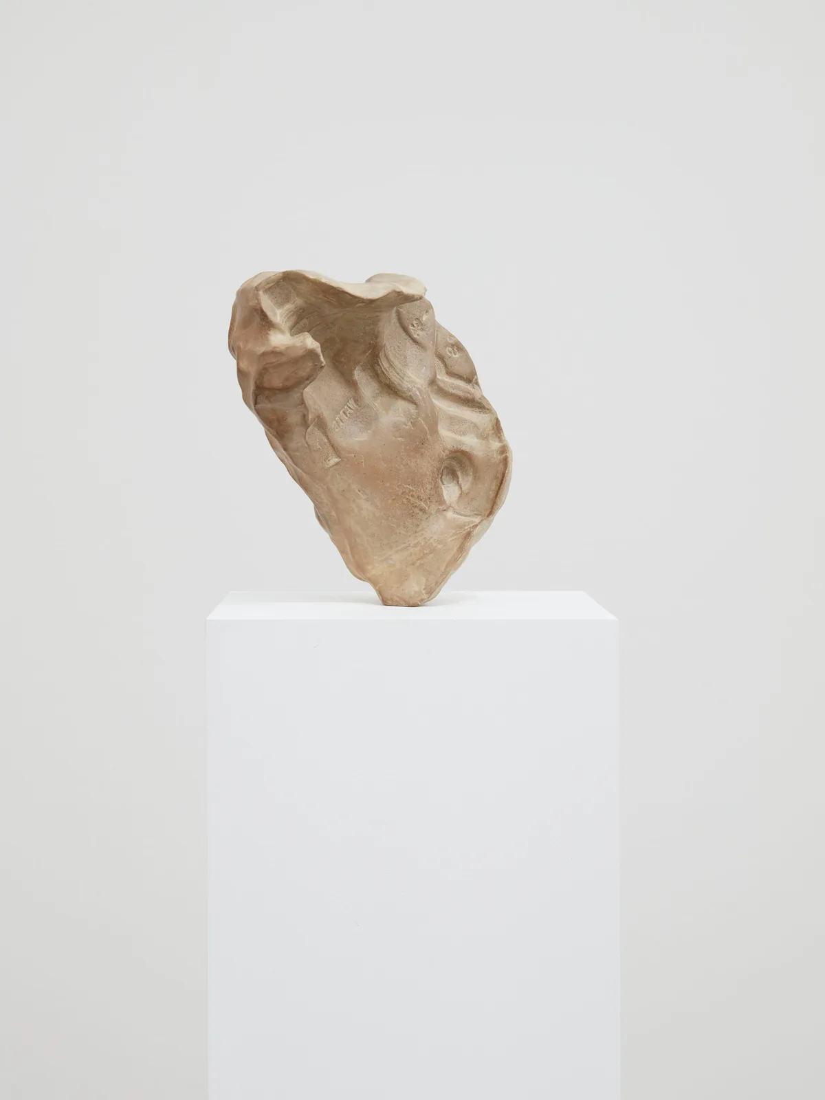 Clutch (viii)