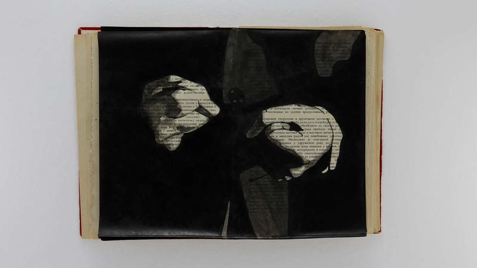 video Hands single - series Uncontained Images