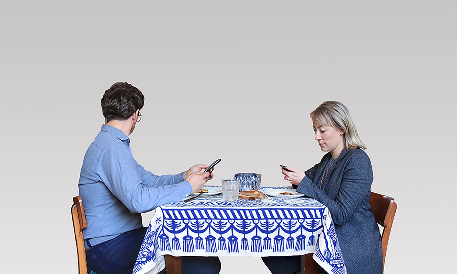 Smartphone – coppia a colazione