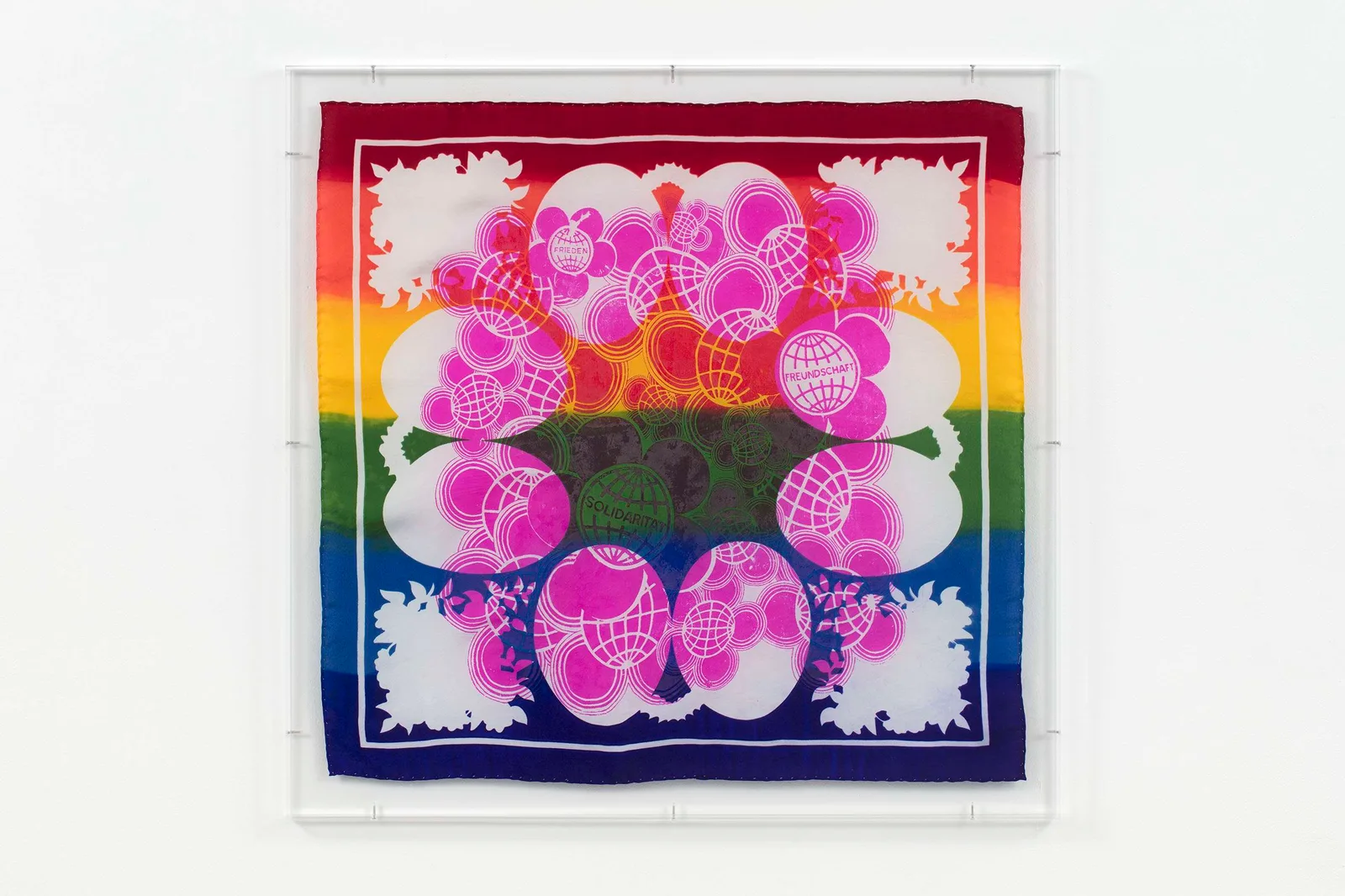 Frieden, Solidarität, Freundschaft (commemoration rainbow)