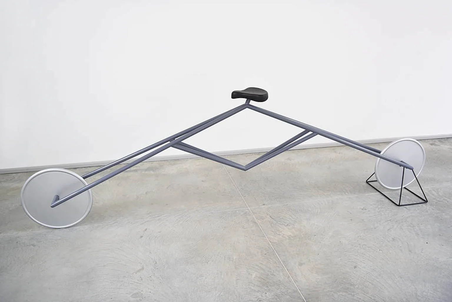 RHOMBUS FRAME BICYCLE_MODEL 69