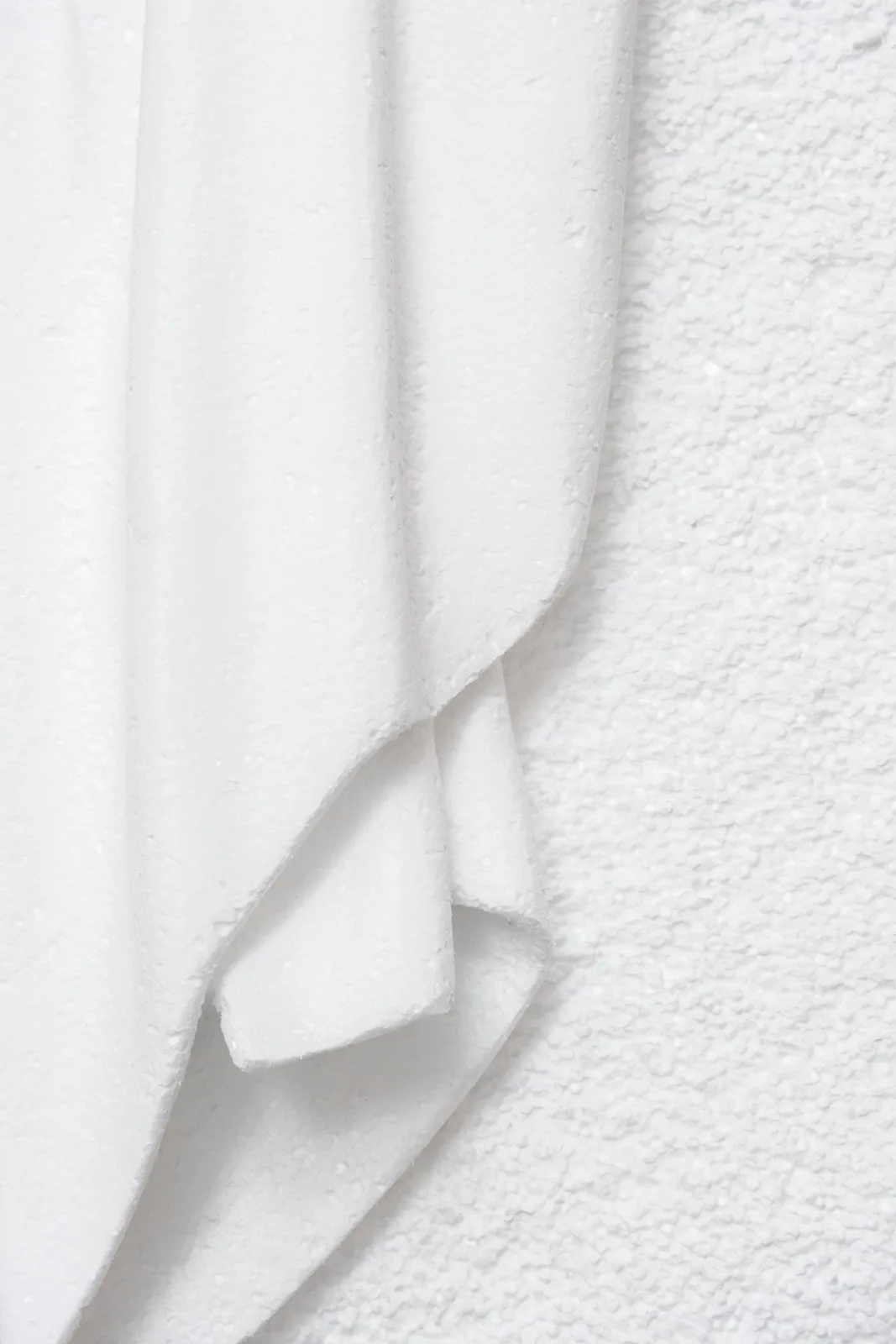 A Deixis in Folds 1.1 (Towel)