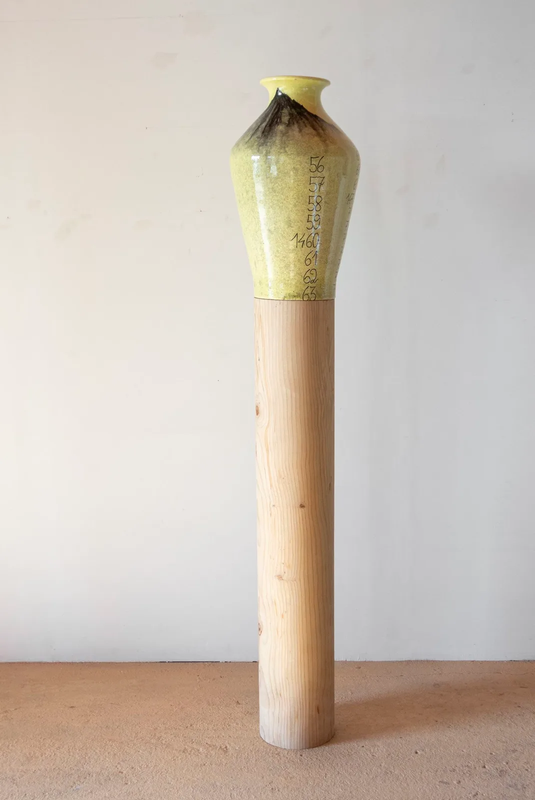 Tracce di china - vaso giallo ad Andrea Mantegna