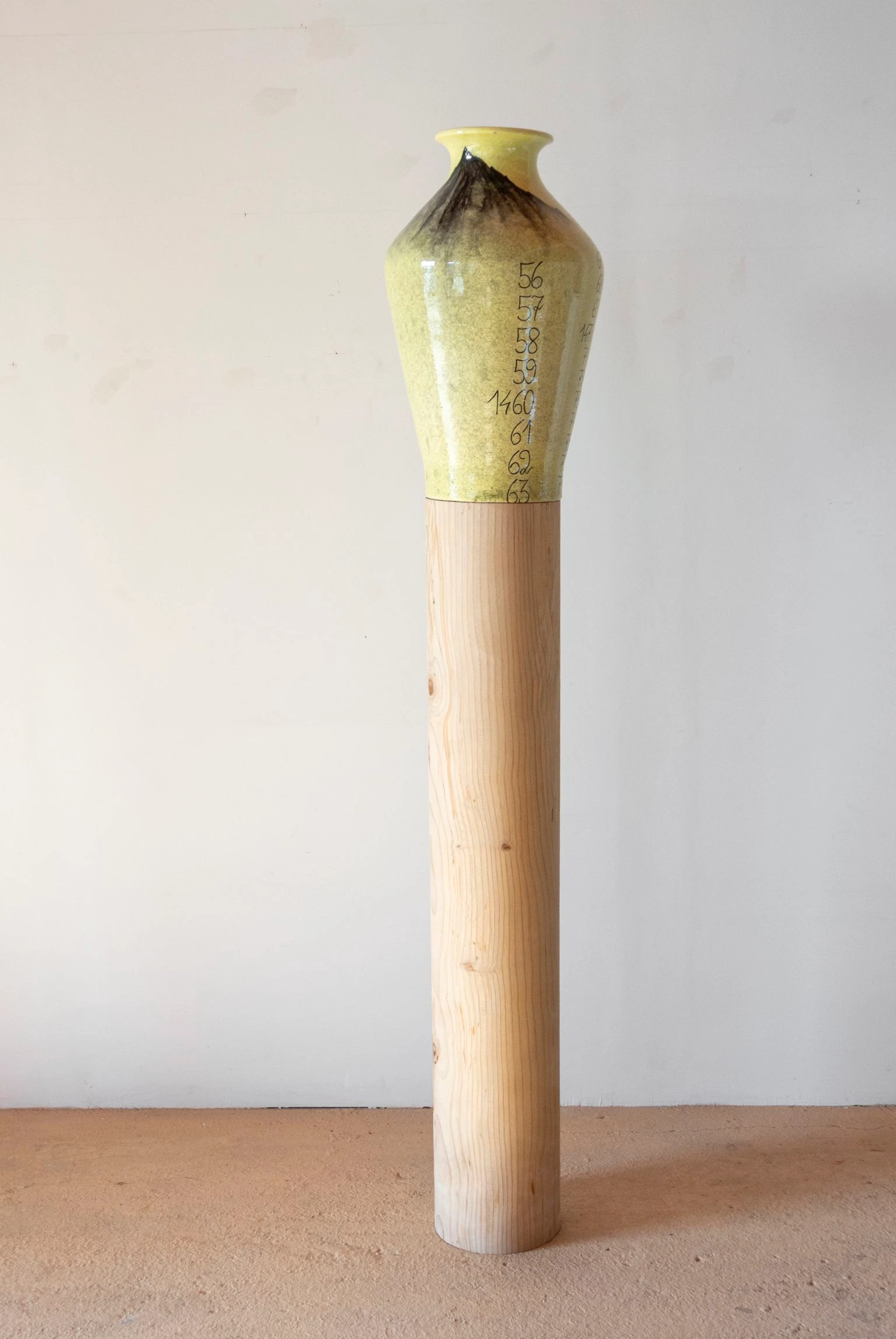 Tracce di china - vaso giallo ad Andrea Mantegna