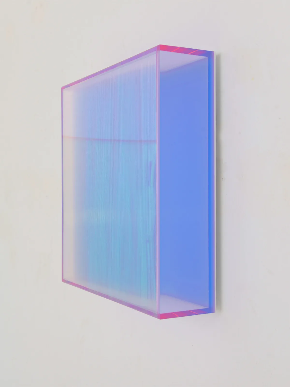 Colormirror rainbow grooves red blue Milan