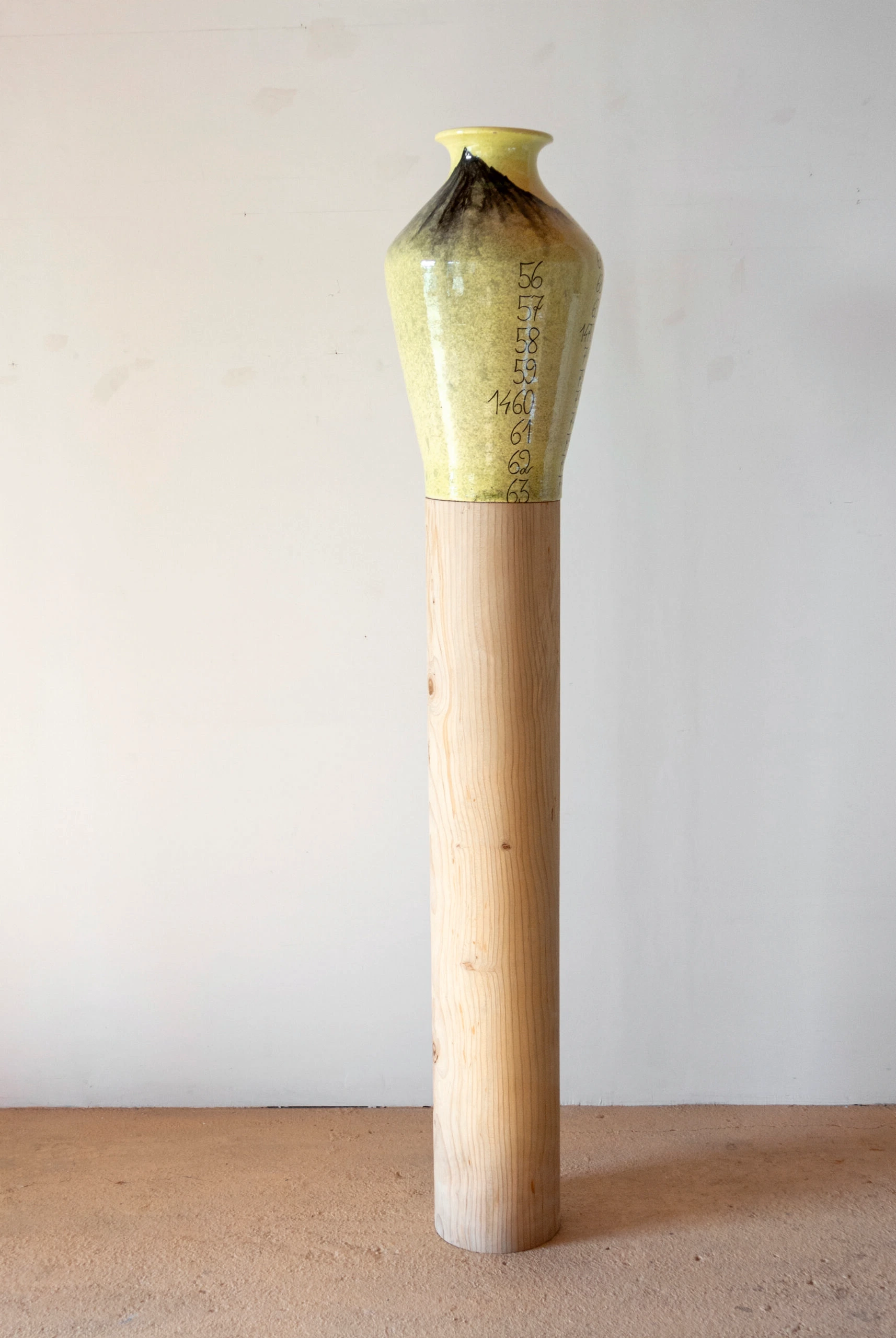 Tracce di china - vaso giallo ad Andrea Mantegna