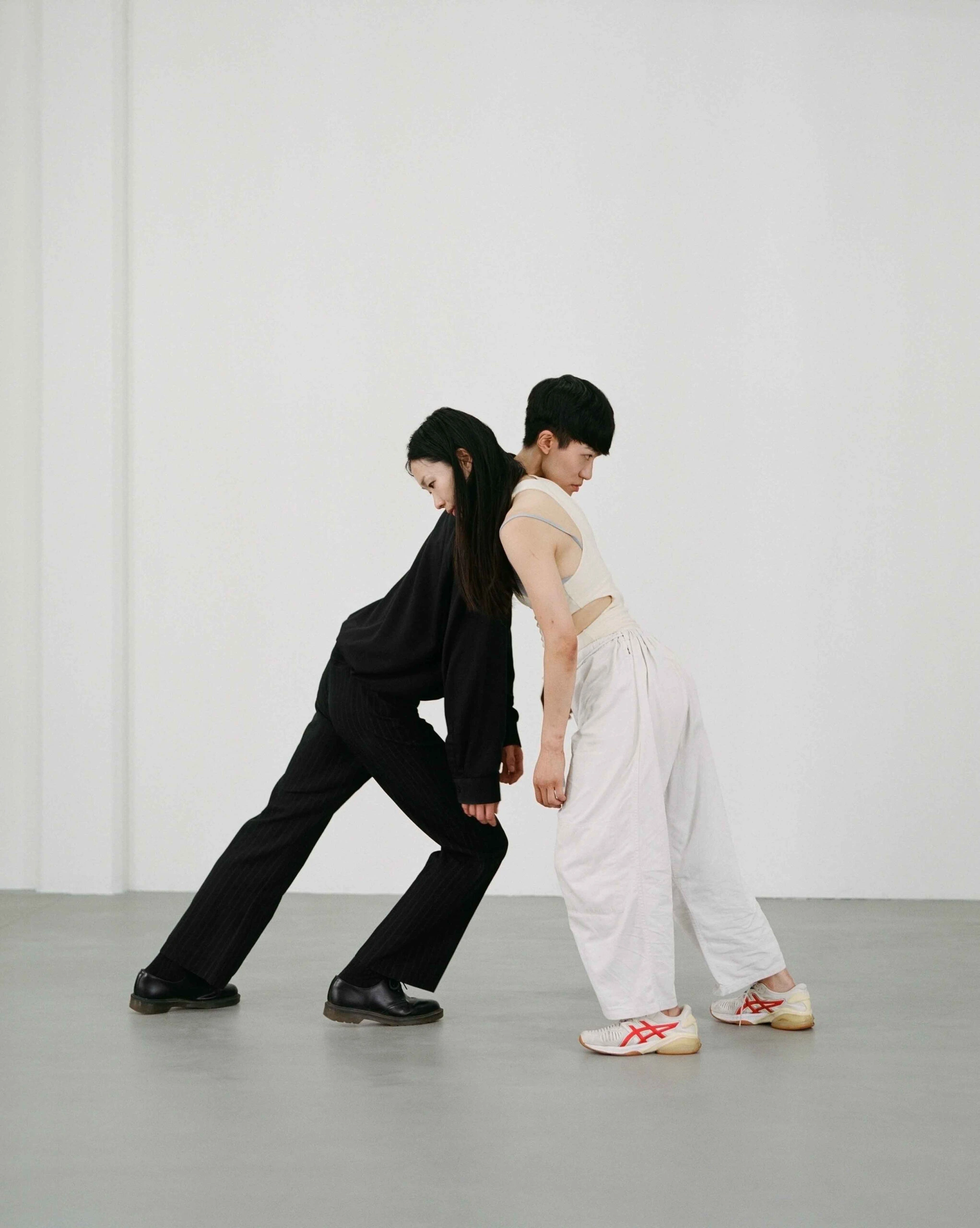 Falling Reversely – Support 1
