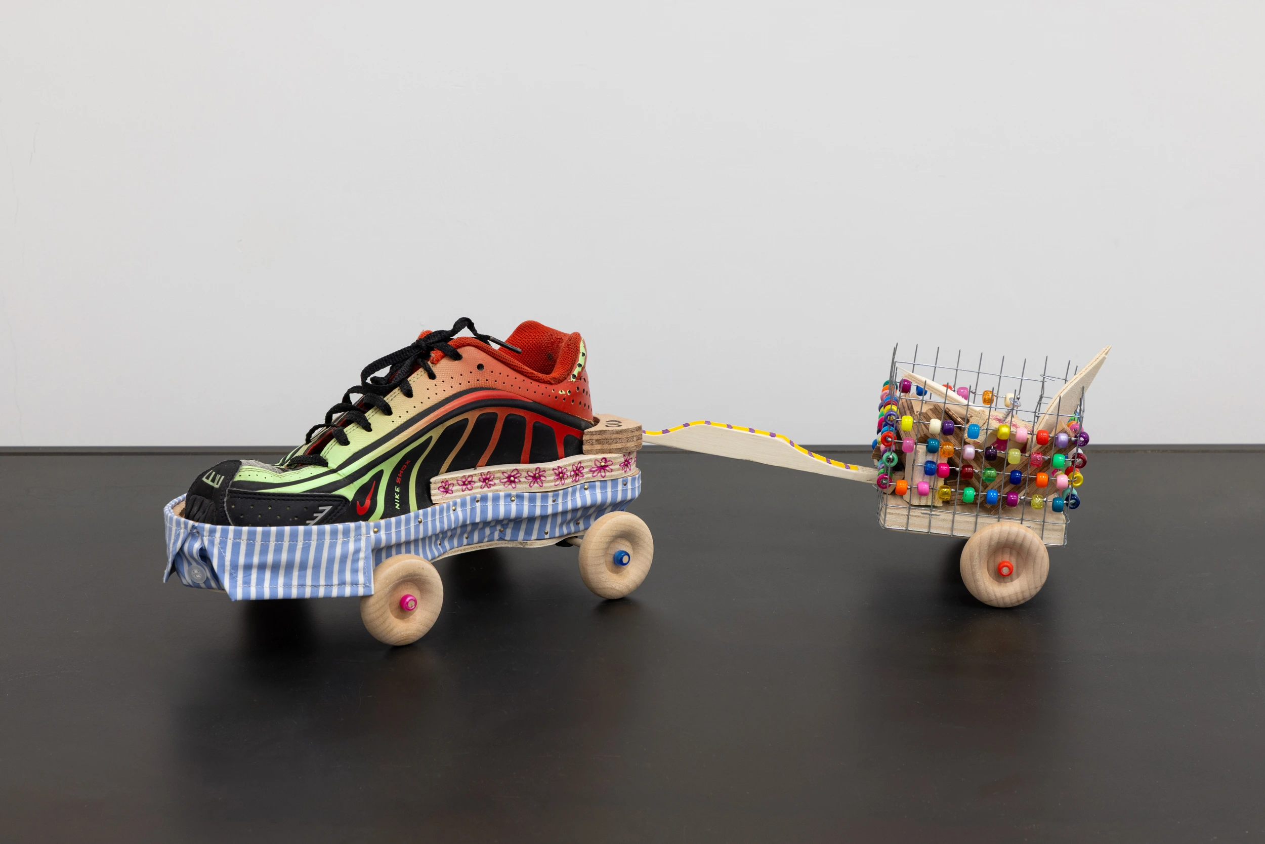 Pieces of Me di Guendalina Cerruti, scultura con materiali misti del 2025