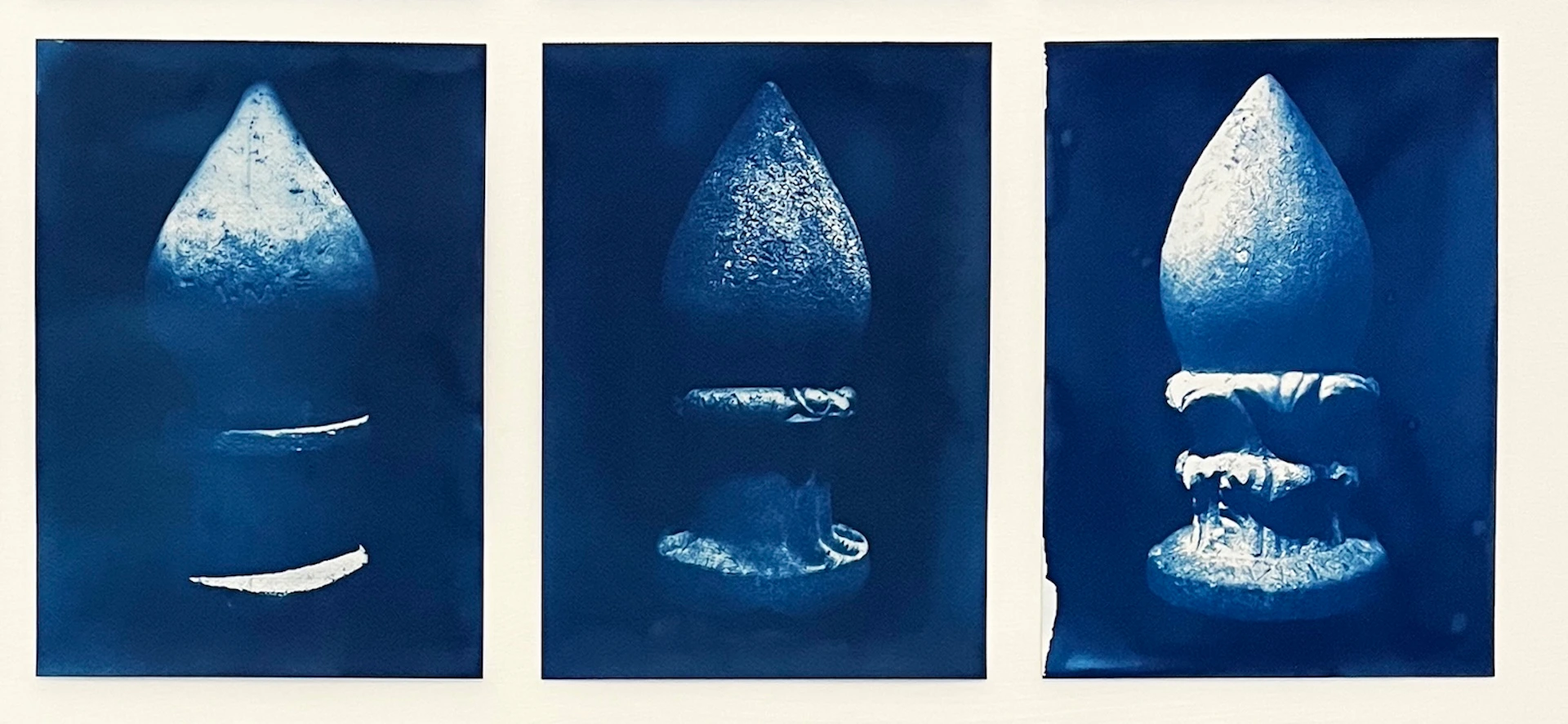 Of Divination Caves and Photochemical Prophecies (3 Segnacoli)