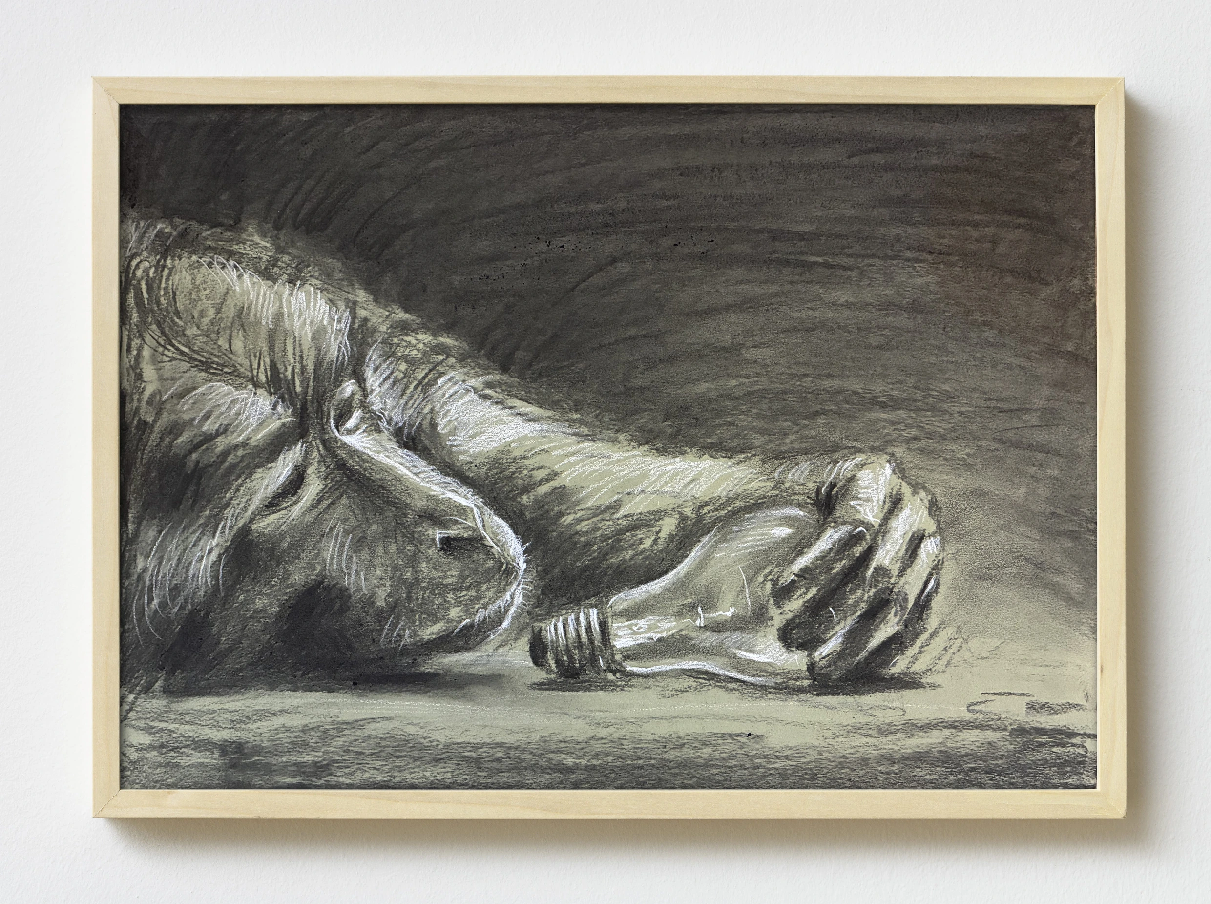 Prevoluzione (Idea) di Leonardo Petrucci, disegno a carboncino e pastello su carta, esposto ad Artissima 2025 nella Main Section