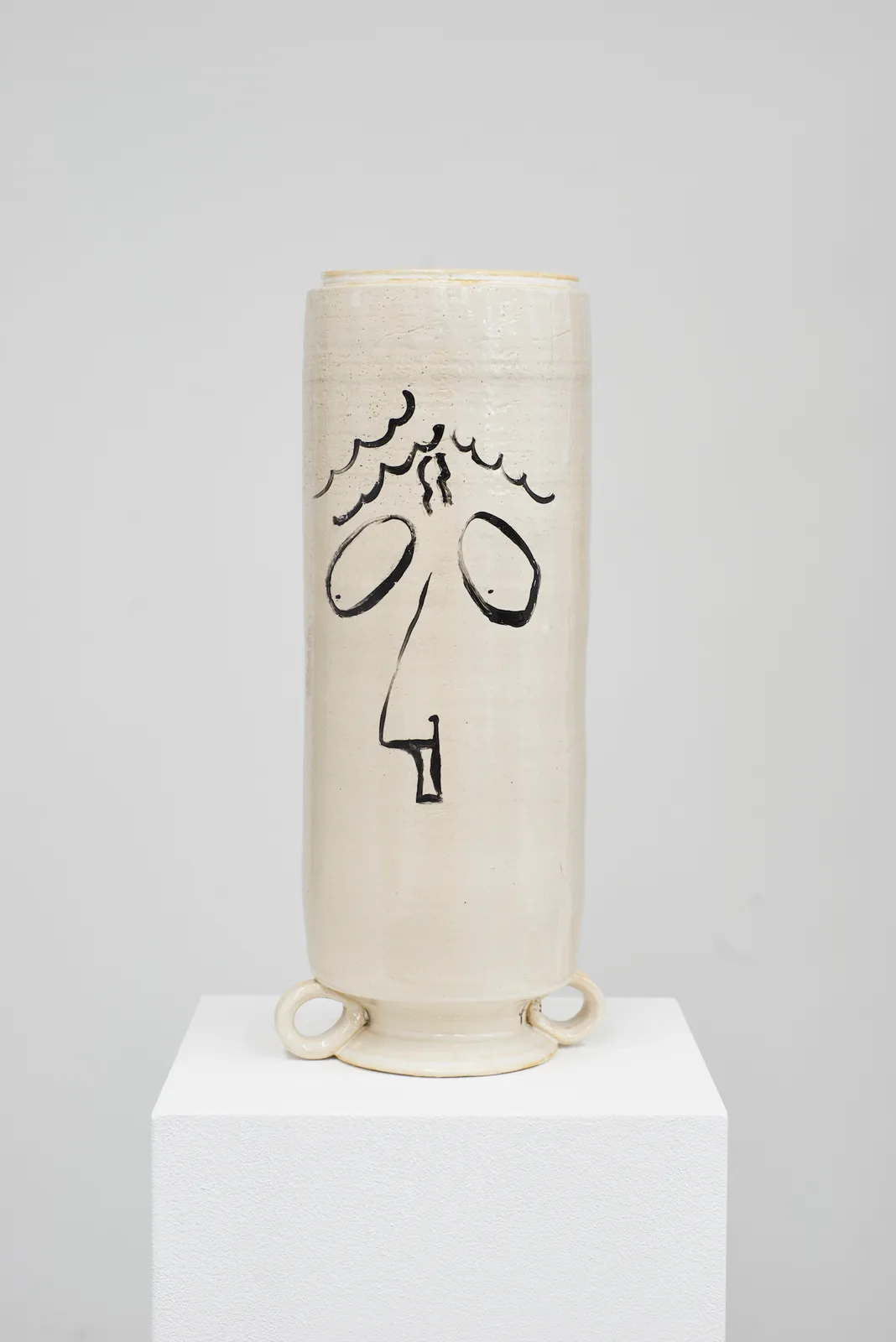 5.Judith Hopf Exhausted Vase 30 Schamoni